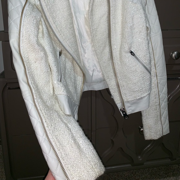 SOLD - Picture 5 of 6